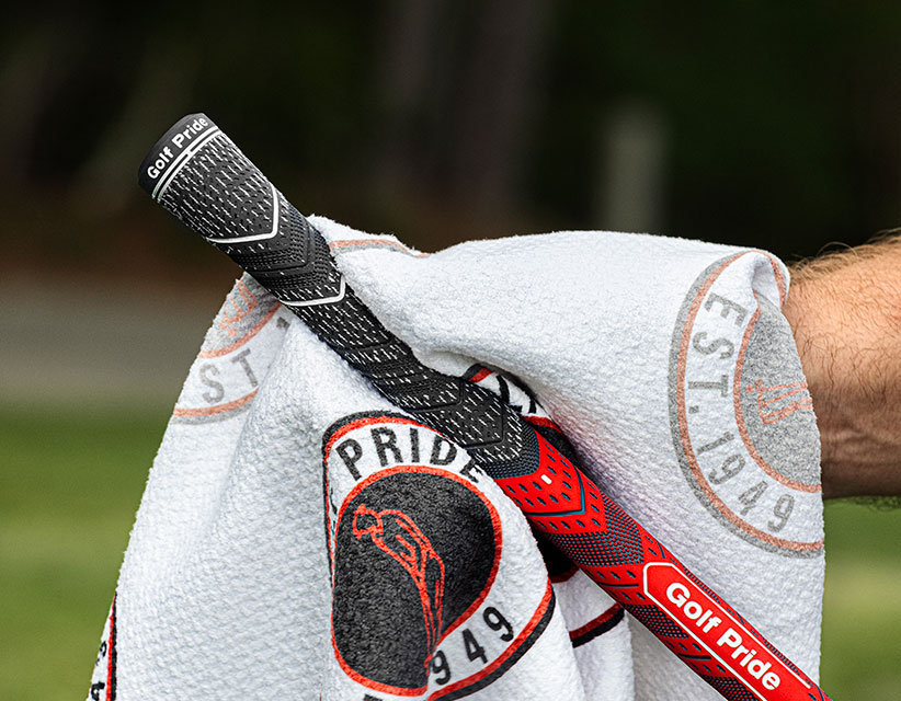 towel cleaning your grip